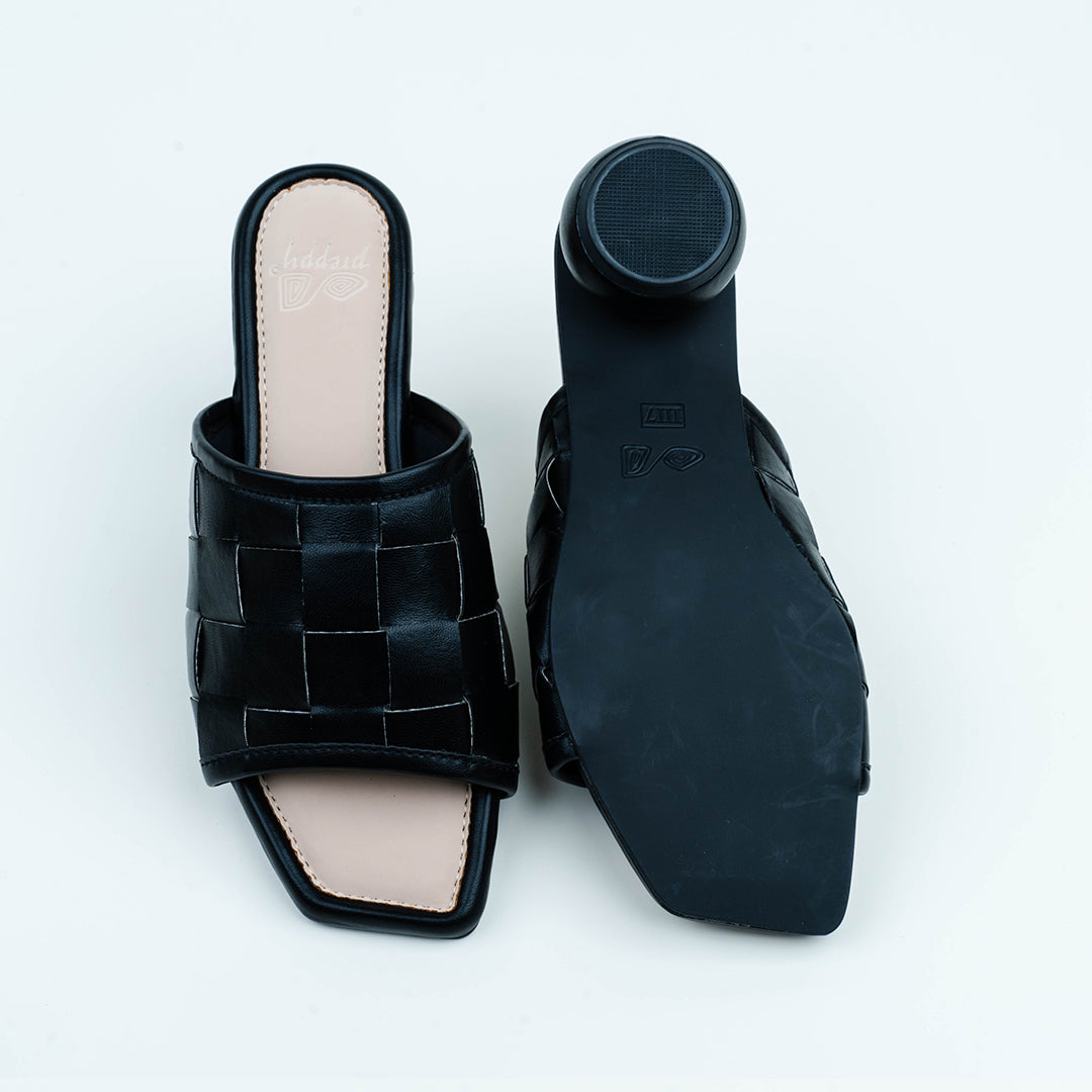 Woven Sliders with Round Heel