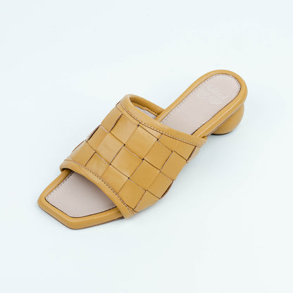 Woven Sliders with Round Heel