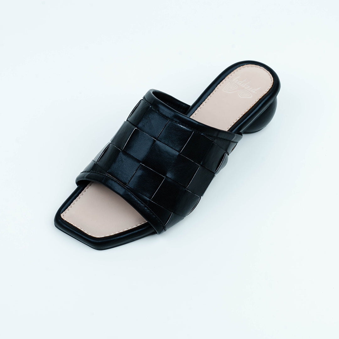 Woven Sliders with Round Heel