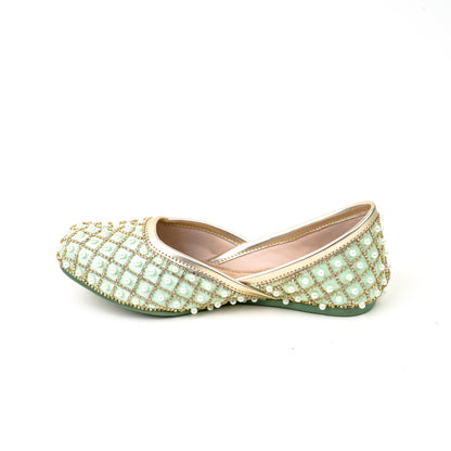 Diamond Studded Mojari