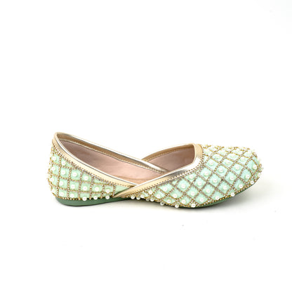 Diamond Studded Mojari