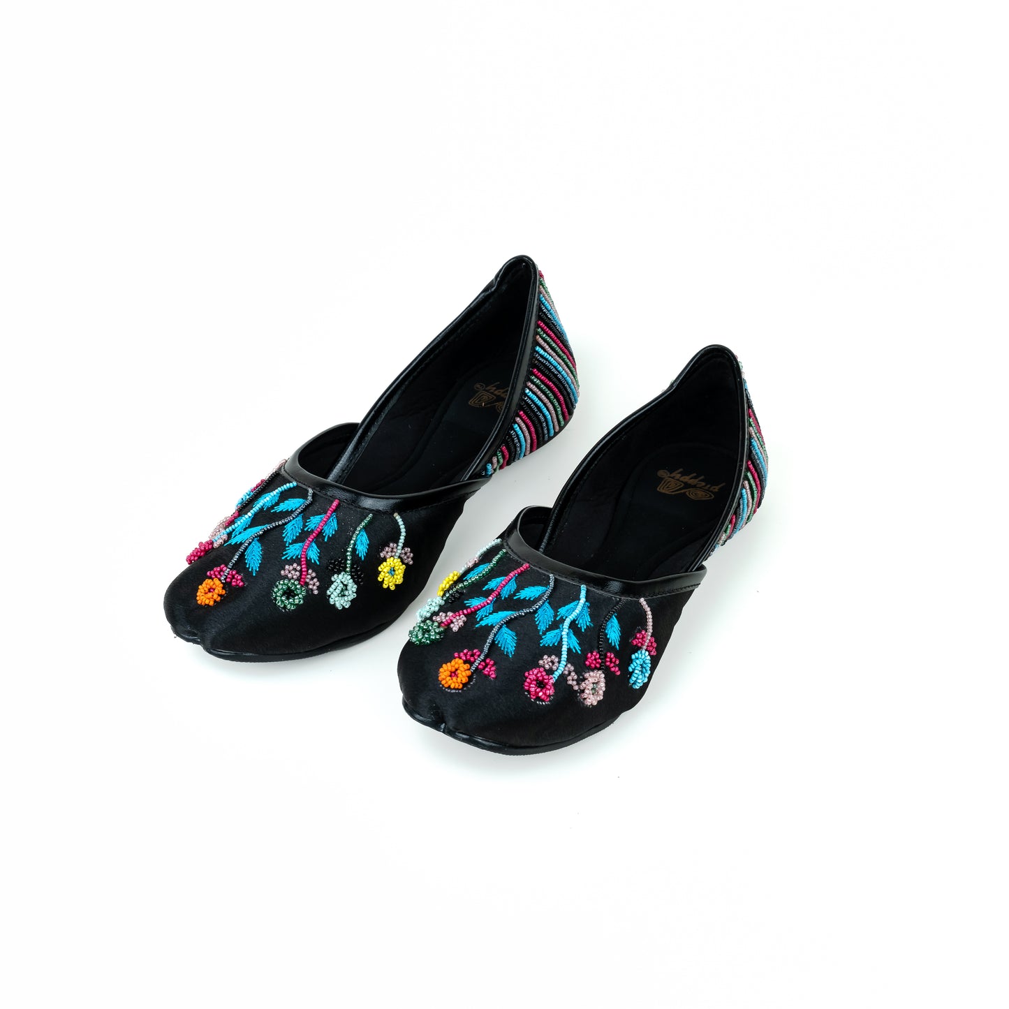 Multi-colored Floral Embrioded Mojari