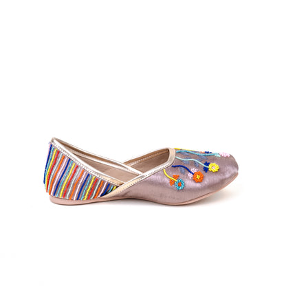 Multi-colored Floral Embrioded Mojari